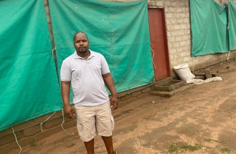 Ukungawutholi umsebenzi kukamfowabo emva kokufundela ukukhiqizwa nokunakekelwa kwezilwane kuholele ekutheni udokotela agcine esewumlimi, uxoxe noSLINDILE KHANYILE