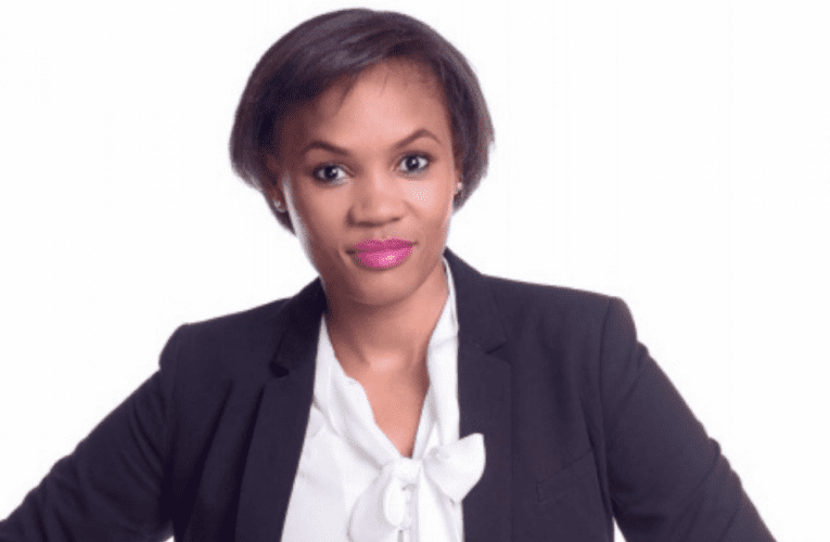 Imisebenzi eyayithathwa njengehloniphekile ebantwini abamnyama wayeyisabisa okwegazi esakhula. Nokuhlupheka wayekusabisa okwenyoka. Namuhla usebe yisikhulu ezinkampanini ezinkulu ezihlukene. Ulandise uSLINDILE KHANYILE ngohambo lwakhe