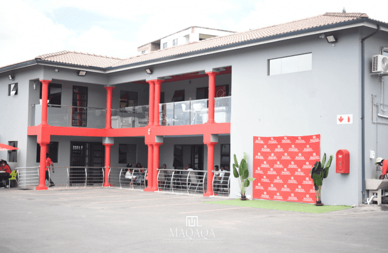 Kuvuleke amathuba emisebenzi entsheni yendawo kwethulwa indawo entsha yobumnandi iMaqaqa Exclusive Lifestyle. UZANELE MTHETHWA uxoxe nabanikazi