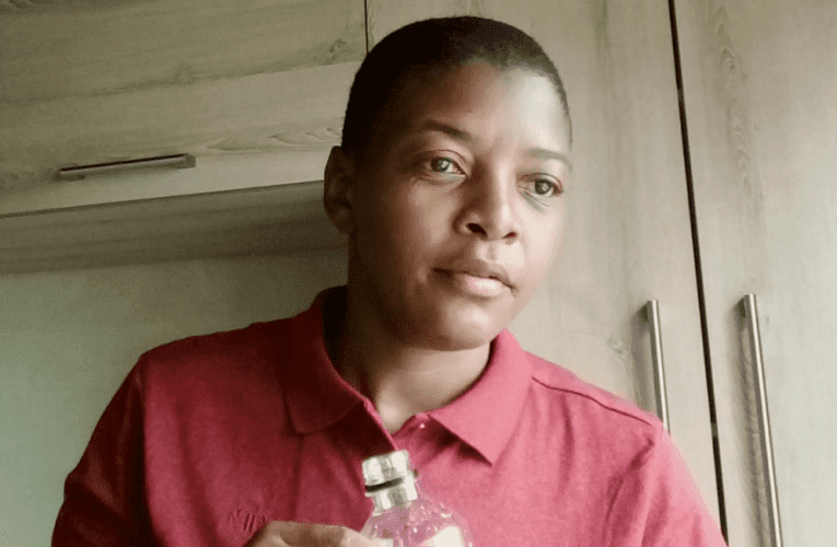 Waqala ezenzela yena ngoba edinga iqhwa kanti kuzochuma ibhizinisi njengoba esedayisela amathaveni nabantu bemicimbi. Uxoxe noSLINDILE KHANYILE