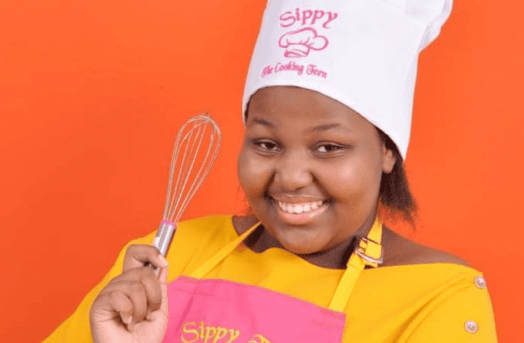 Umuntuza ofundisa ontanga bakhe ukupheka nokubhaka usenenkampani ethi yena. Uxoxe noZIMBILI MAZIBUKO