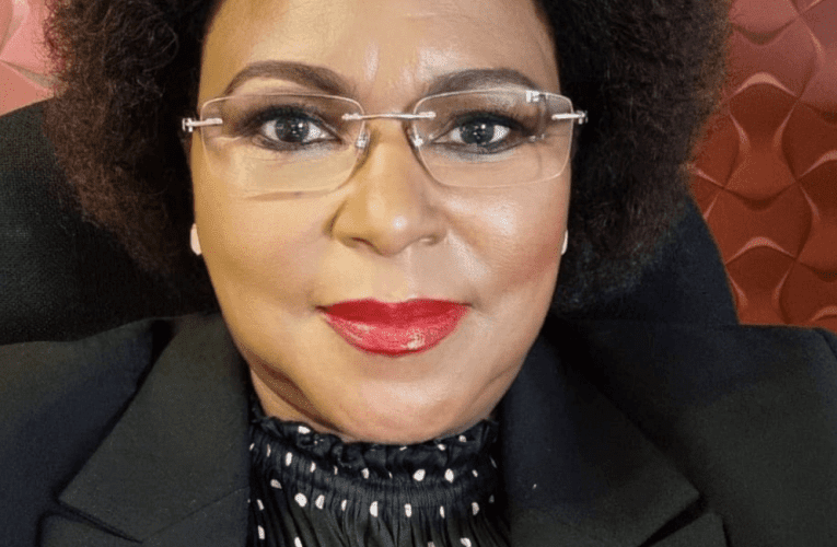 Usesebenze ezimbonini ezihlukene kanti konke lapho edlule khona siyabonakala isandla sakhe. Manje la magalelo adume ngawo sekubhekwe ukuthi awasebenzise ukulekelela uMasipala waseThekwini uxhumane kangcono nezakhamuzi. Uxoxe noSLINDILE KHANYILE ngohambo lwakhe