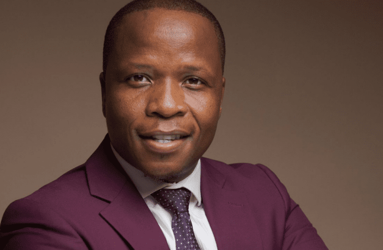 Wakhuthazwa wukubona uninalume ezisebenza oseneminyaka ewa evuka namabhizinisi. Uxoxe uSLINDILE KHANYILE ngohambo lwakhe