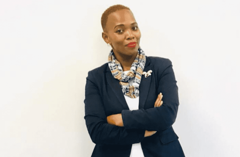 Ungene kwezolimo ngoba esefuna umsebenzi ohlukile nefa azolishiyela izingane zakhe umlimi osimamayo kwezolimo. Uxoxe noZIMBILI MAZIBUKO