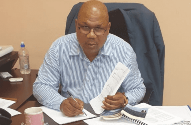 Kwezemfundo ukhona, kwezomculo nangu, kwezamasiko nezobugugu wuye, kwezamabhizinisi ukhona nakwezikamoya ukhona. Lo makadebona ulandise uLANGA KHANYILE ngohambo lwakhe