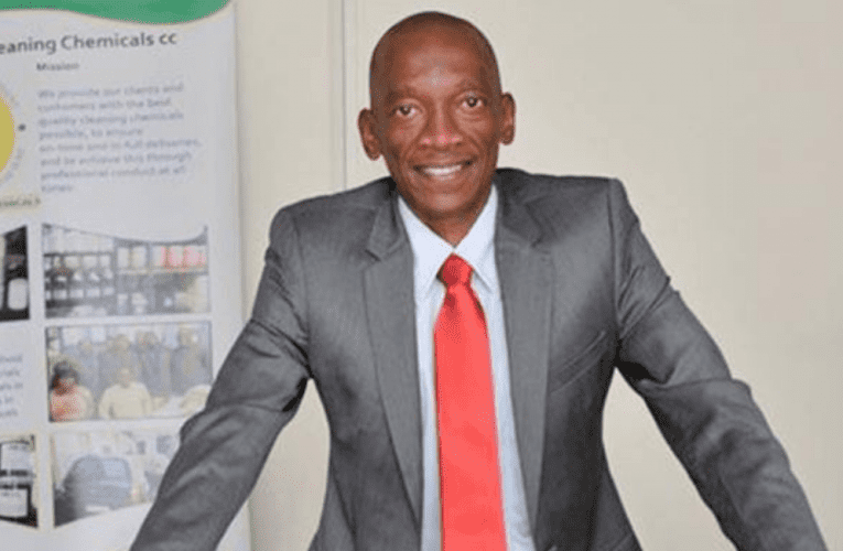 Wakhuthazwa wukudilizwa ogubha iminyaka ewu-20 asungula inkampani esidlondlobele embonini yamakhemikhali. Uxoxe noSLINDILE KHANYILE