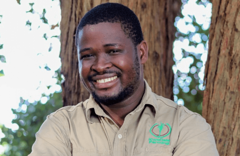 Wengamele udedangendlale wepulazi oqeqeshelwe ezolimo nosimamayo kule ndima. Uxoxe noSIMANGALISO NTSHANGASE