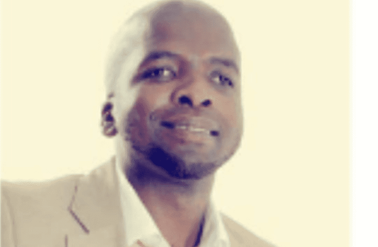 Ongene ebhizinisini engaqondile uxazulula izinkinga zikagesi namanzi. Uxoxe noSLINDILE KHANYILE