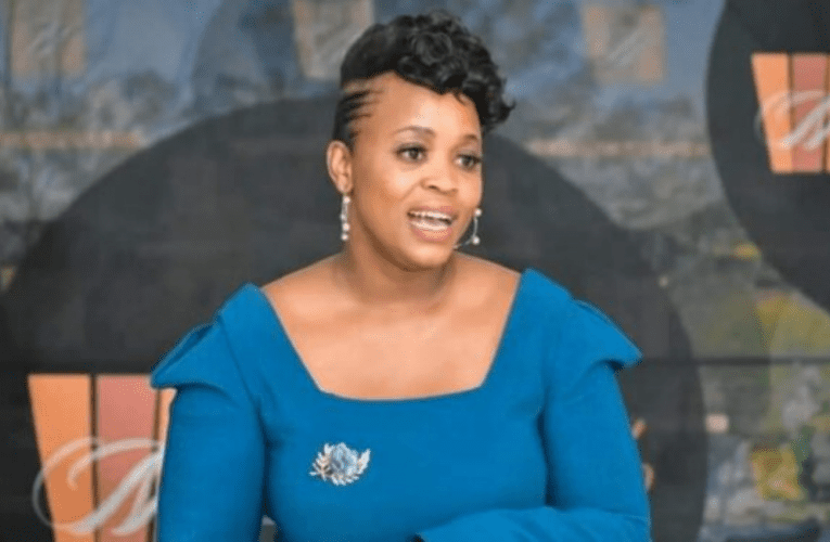 Ababekade bewa bevuka sebedayisa izinkulungwane zezinkukhu ngenxa yothando. Omunye wabo uxoxe noTEBOGO MOKWENA