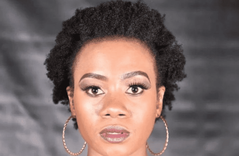 Kuleli sonto kuSAZIWAYO NEMALI sikuphathele uNwabisa Mbambo odlala indawo yokuba wumhlengikazi uNurse Anathi kwi-Generations: The Legacy kanti udlala nasemidlalweni yeshashalazi