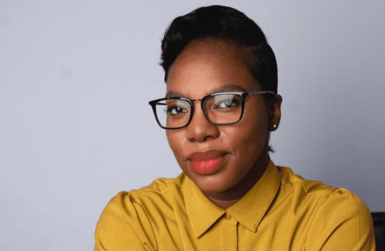 Ungene emabhizinisini ephokophela ukwenza ushintsho kanti manje useyoluzama kwipolitiki. Uxoxe noSLINDILE KHANYILE