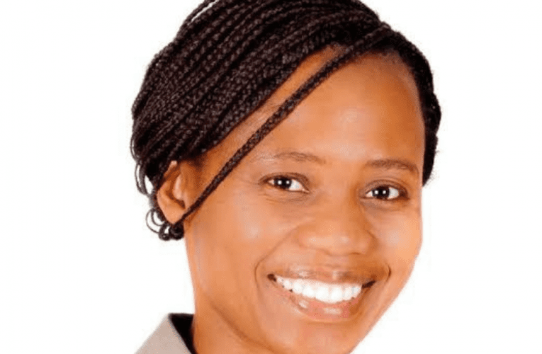 Kusinda kwehlela kumshwalense wezempilo waseposini ngenxa yezinkinga zemali zale nkampani. USLINDILE KHANYILE uyabika