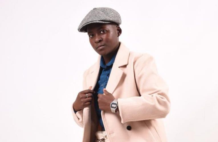 Kuleli sonto kuSAZIWAYO NEMALI sixoxa noZusakhe ‘Rhasatsha’ Zide, imbongi, i-content creator, umbhali, umculi nomlingisi