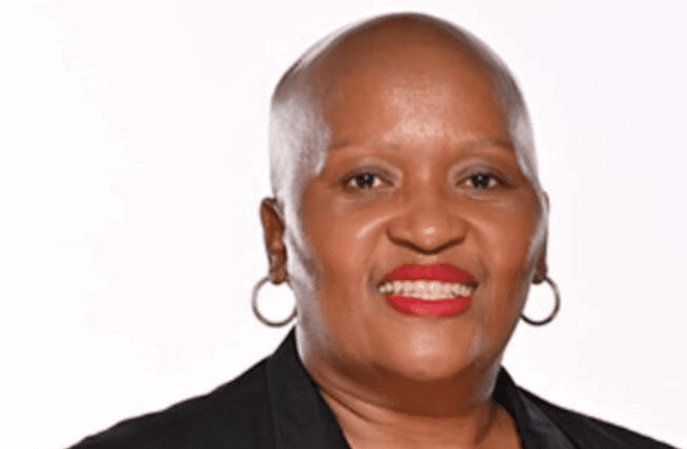 Ayivune abantu besifazane imigomo yokuthola umhlaba: ingqapheli. U-ANNA MAJAVU uyabika