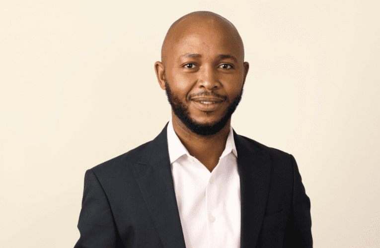 Iyaqhubeka nokudonsa kanzima imboni yokukhiqiza. USLINDILE KHANYILE uyabika