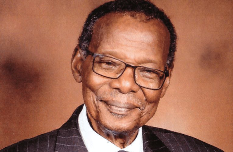 Abasebenze noButhelezi bakhumbula amagalelo akhe kwezomnotho namabhizinisi. ULANGA KHANYILE uyabika