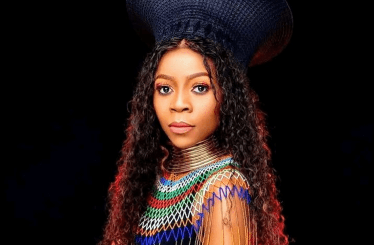 Kuleli sonto kuSAZIWAYO NEMALI sixoxa noZabelo Hlabisa, omodelayo,  owusomabhizinisi nomphathi weBorn To Model Academy. Uphethe isicoco sikaMiss Earth SA 2023