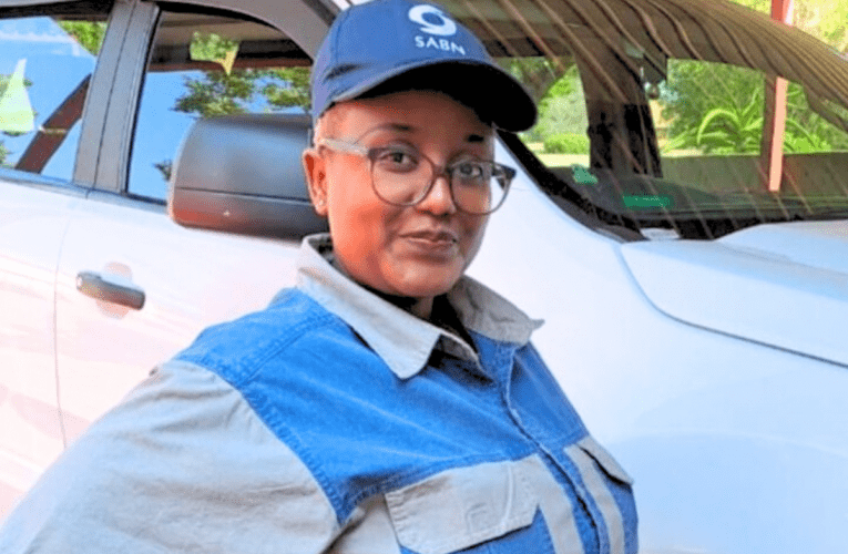 Usheba umsebenzi awufundele nezolimo ngenhloso yokuziphilisa nokuthuthukisa umphakathi wangakubo. Uxoxe noNQOBILE NDLOVU