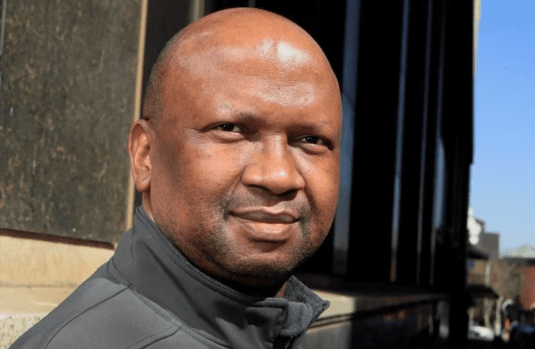 Abantu abayiqondisisi imali, kuloba uJabulani Sikhakhane