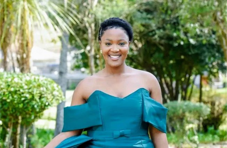 Abalingisi abatshale imali emabhizinisini