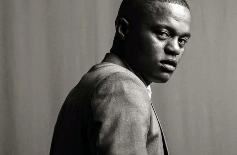 Beka imali ngenkathi kusahamba kahle