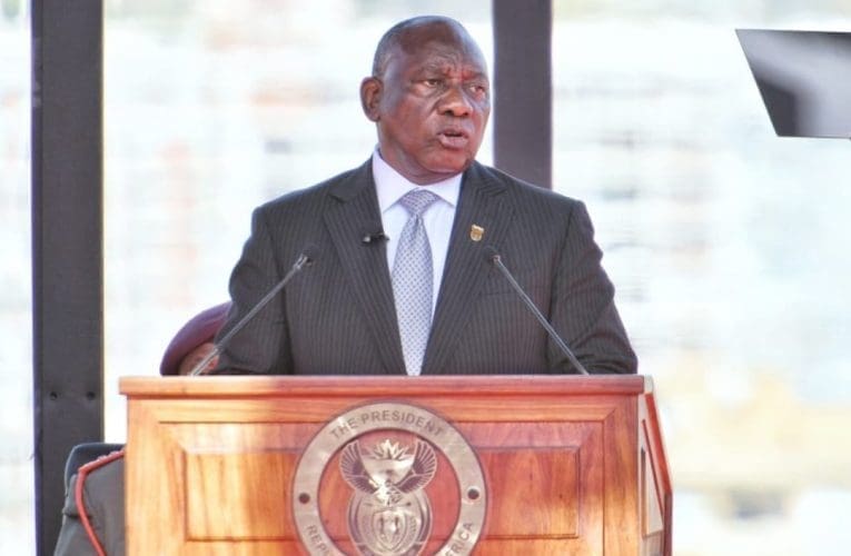 Izinsuku eziwu-100 zikaHulumeni woBumbano zikhomba ukubambisana okuhle namabhizinisi, kuloba uBusi Mavuso