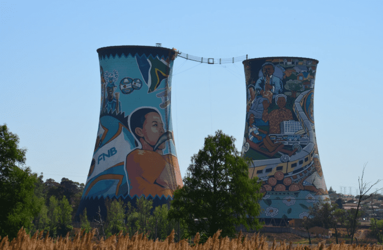 Ukuthuthukisa umnotho wamalokishi kudinga osopolitiki abaneso elibuka okhalweni, kuloba uJabulani Sikhakhane