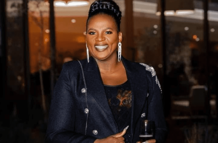 Kuxwayiswa amakhasimende ngomasingcwabisane iMagoda Funerals