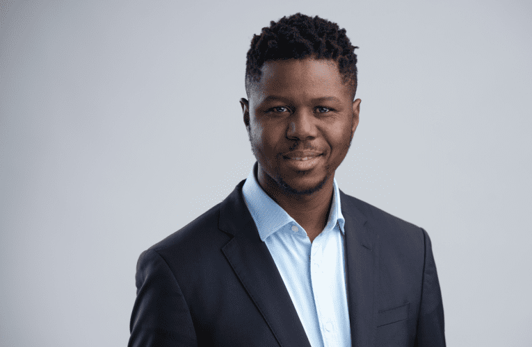 Abantu baseNingizimu Afrika banevuso nge-Black Friday