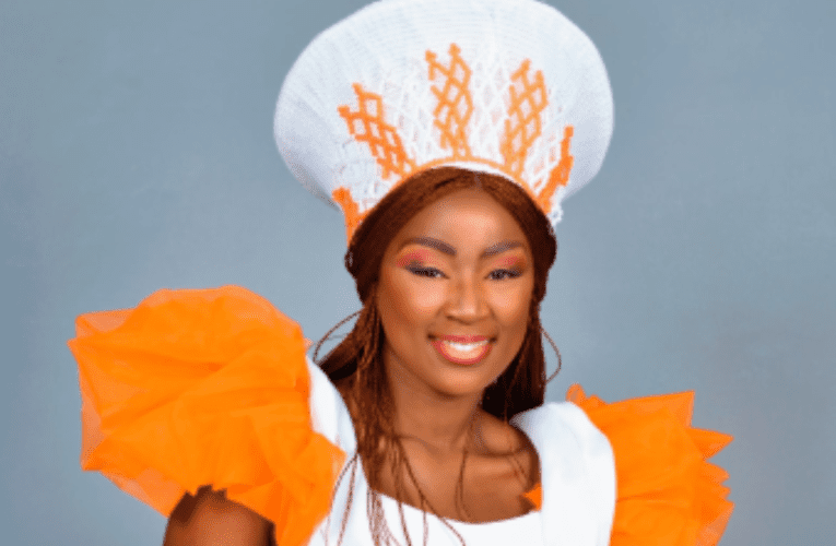 ‘Tshala imali ezintweni ezinenzuzo’