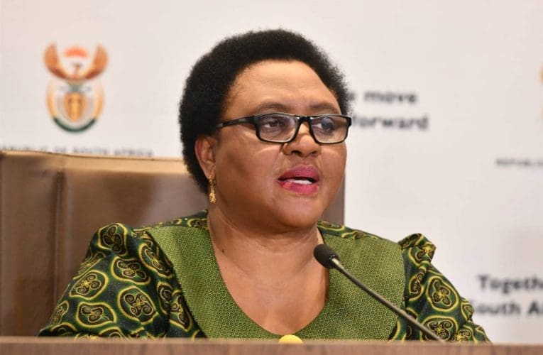 Umdonsiswano nge-VAT uyinkomba yokuthi kuza isikhathi lapho izakhamuzi zingeke zazi ngezimali, kuloba uJabulani Sikhakhane