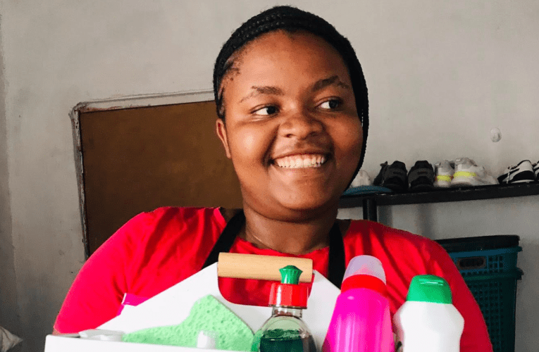 Uyisixazululo kwabanqena ukuwasha izingubo namateku