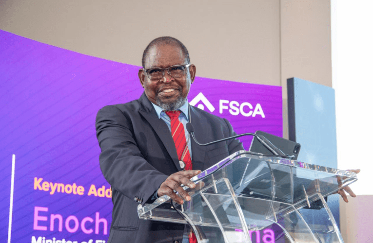 Imithetho ayingavimbeli abantu ukuhweba noma ibakhiphe emnothweni: uGodongwana