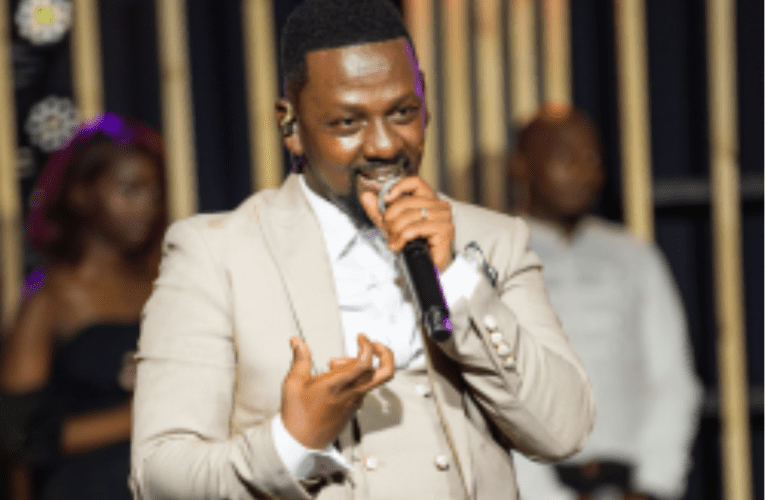 ‘Yenza izinto eziphusile ngemali’