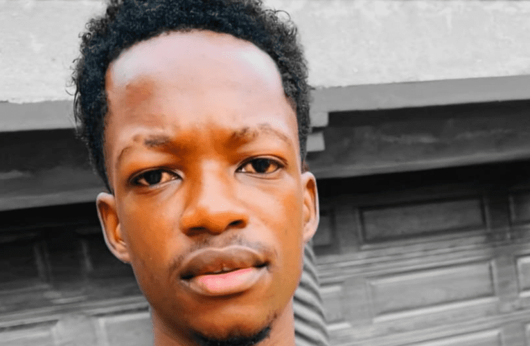 Ukhamba lufuze imbiza kumlimi omncane ophatha umhlabathi ngothando