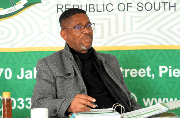 Kuvaleleke izimali zestokfela nezamabhizinisi e-Ithala – amakhasimende