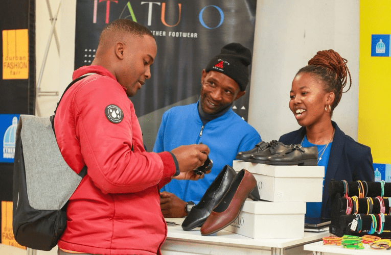 Intsha ewosomabhizinisi izoqala izifundo zamabhizinisi