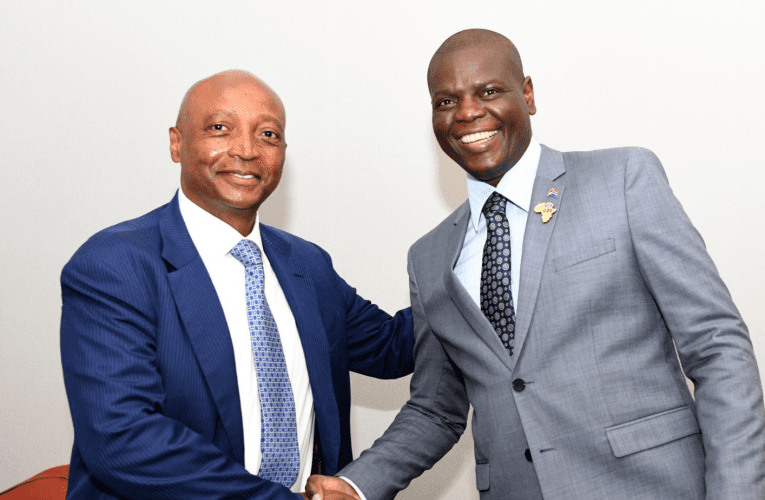 Amehlo omhlaba azobe ethe njo kwiNingizimu Afrika njengoba ukukleliswa kabusha kuqinisekisa izinguquko ezenzekayo, kuloba uBusi Mavuso 