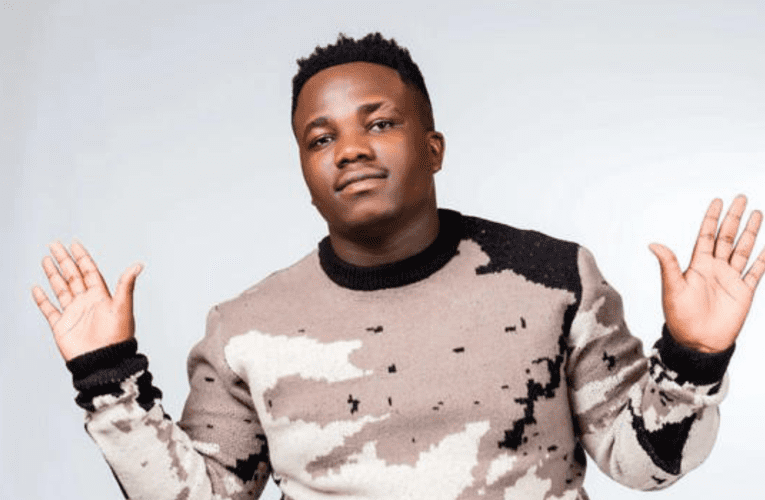 ‘Yenza into ozoyikhomba kusasa ngemali’ 