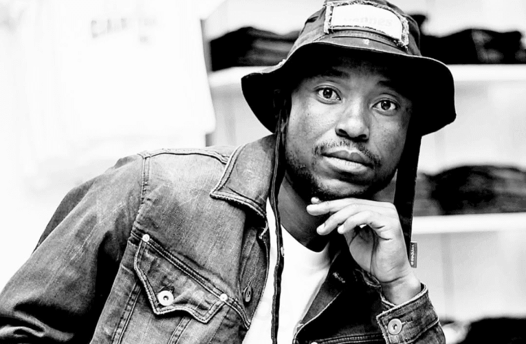 Izibi azilona ihlaya kusomahlaya owenza oplastiki bomgqomo