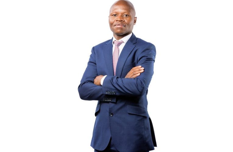 Ukukhula komnotho wezwe kudinga ukushayelwa izandla – izingqapheli