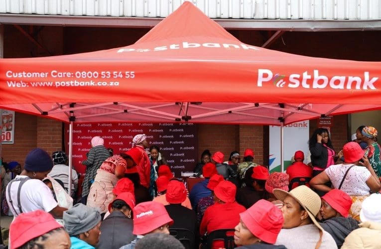 Buphelile ubudlelwano bePostbank neSouth African Post Office