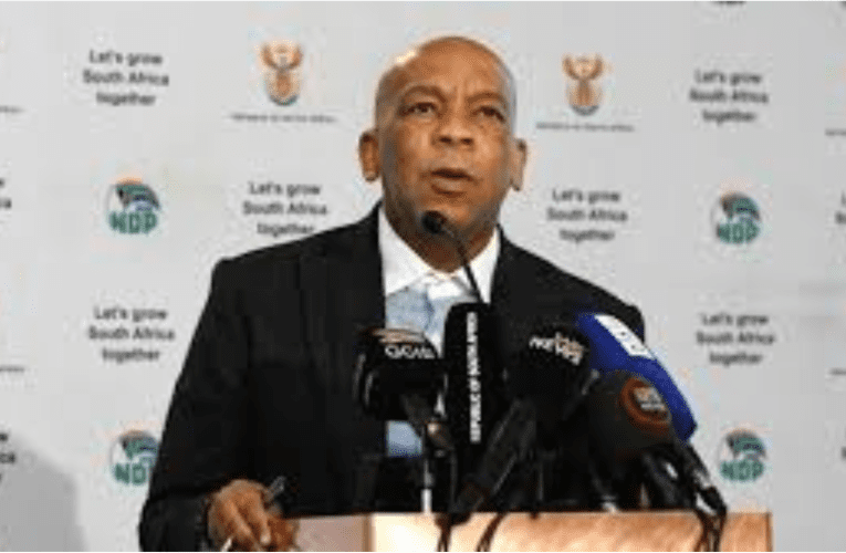 Inkinga yesikweletu sikagesi eGoli imqoka kwikusasa le-Eskom nedolobha uqobo, kuloba uBusi Mavuso
