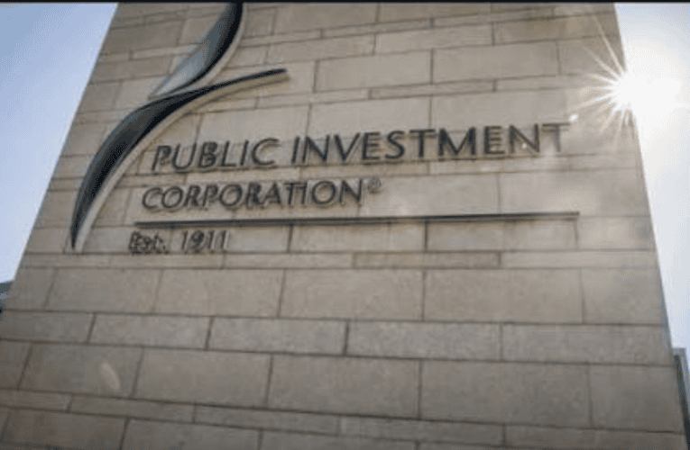 Amanzi angena endlini kwiPublic Investment Corporation kusula abaqondisi ababili
