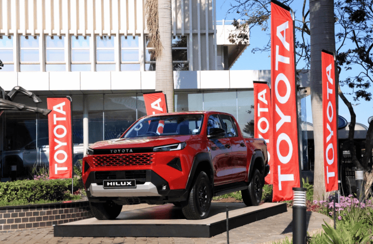 I-Toyota itshale uR10,4 billion ukukhiqiza iHilux entsha eNingizimu Afrika